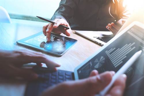 Finansiell information