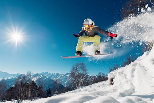 Snowboarder im Tiefschnee